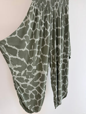 Printed Halterneck Jumpsuit